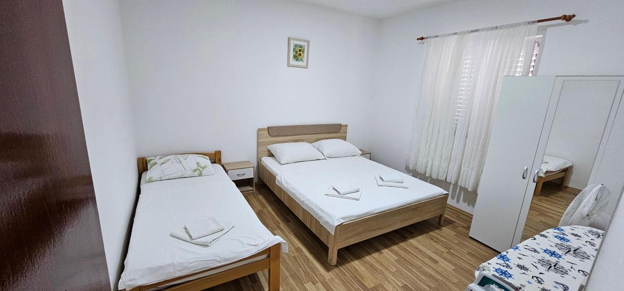 Apartman Darko Рогозница Екстериор снимка